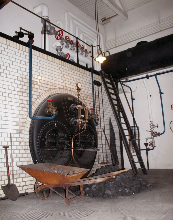 Blick in das Kesselhaus der Weberei